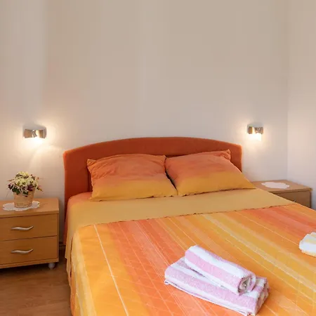 Maria, Familienfreundliches Mit Dom wakacyjny