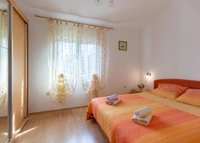 Maria, Familienfreundliches Mit Vakantiehuis Vir